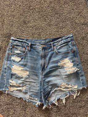 American Eagle 90d boyfriend shorts